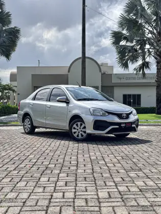 TOYOTA ETIOS 2018