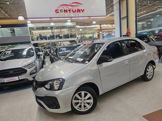 TOYOTA ETIOS 2019