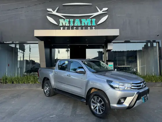 TOYOTA HILUX 2018