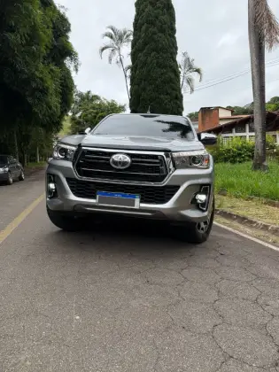 TOYOTA HILUX 2020