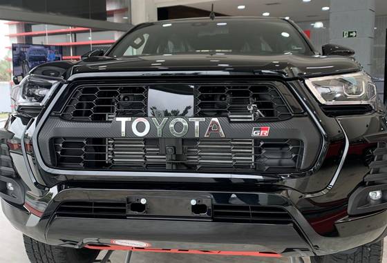 TOYOTA HILUX 2022