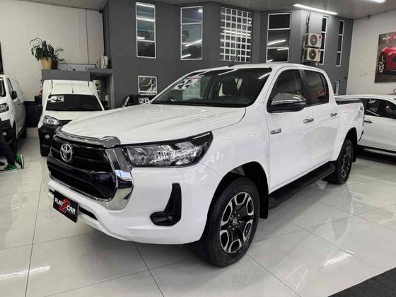 TOYOTA HILUX 2022