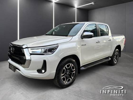 TOYOTA HILUX 2021