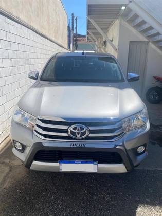TOYOTA HILUX 2018