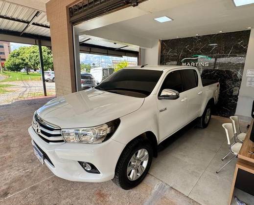 TOYOTA HILUX 2018
