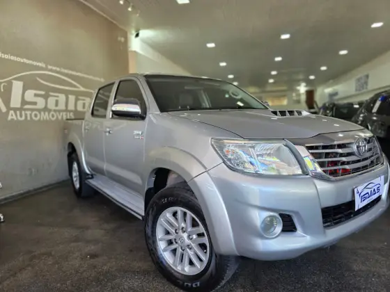 TOYOTA HILUX 2012