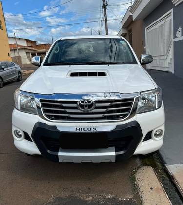 TOYOTA HILUX 2013