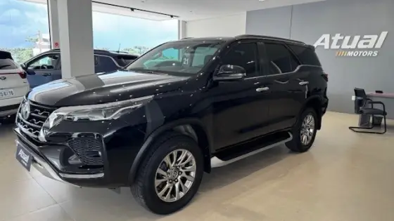 TOYOTA HILUX SW4 2021