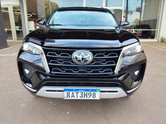 TOYOTA HILUX SW4 2021