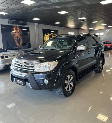 TOYOTA HILUX SW4 2009