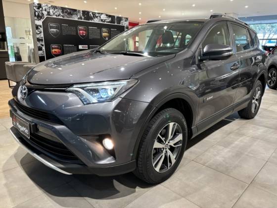 TOYOTA RAV4 2018