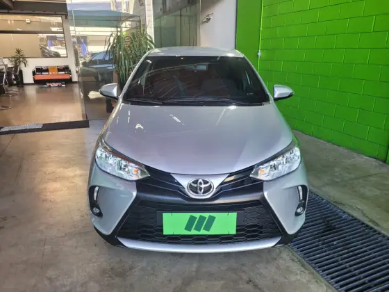 TOYOTA YARIS 2023