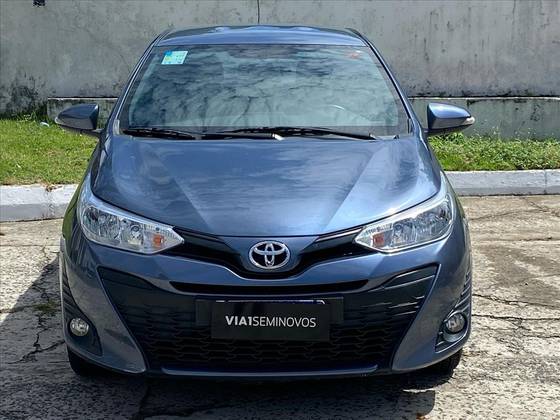 TOYOTA YARIS 2019