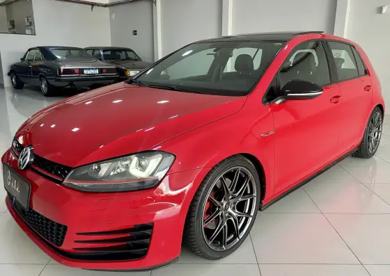 VOLKSWAGEN GOLF 2015