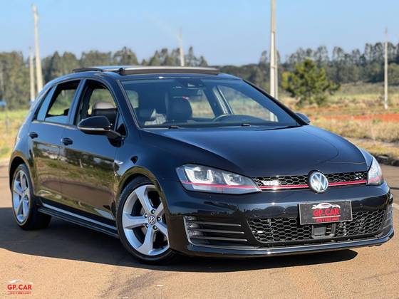 VOLKSWAGEN GOLF 2014