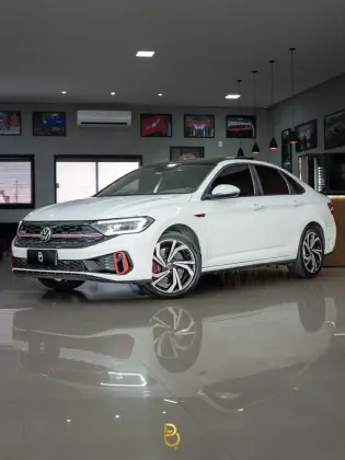 VOLKSWAGEN JETTA 2023