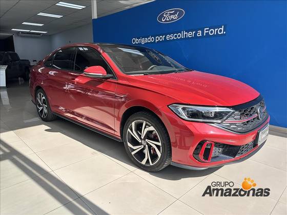 VOLKSWAGEN JETTA 2024