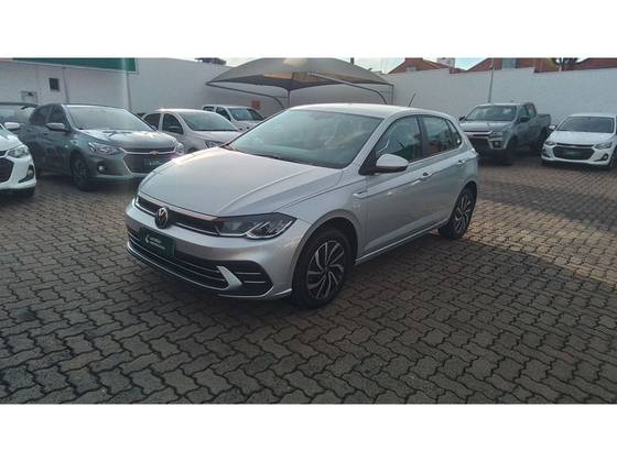 VOLKSWAGEN POLO 2024