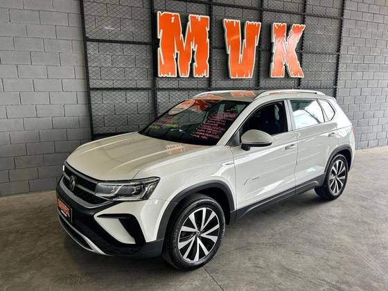 VOLKSWAGEN TAOS 2022
