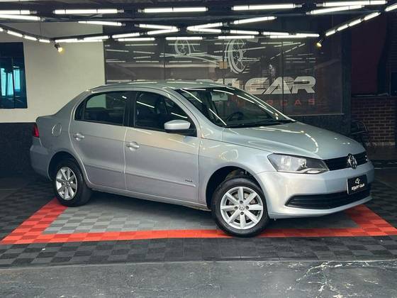 VOLKSWAGEN VOYAGE 2013