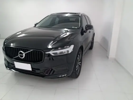 VOLVO XC60 2019