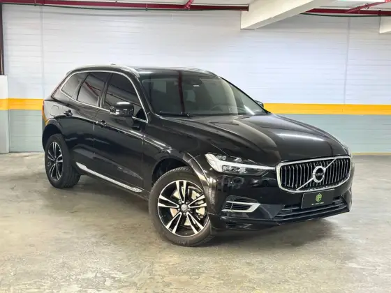 VOLVO XC60 2021