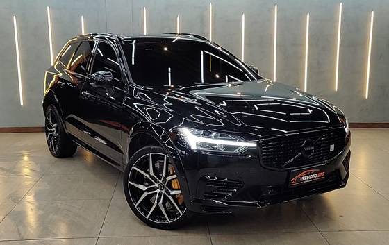 VOLVO XC60 2021