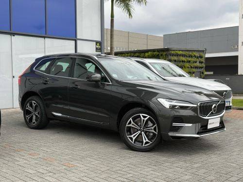 VOLVO XC60 2022