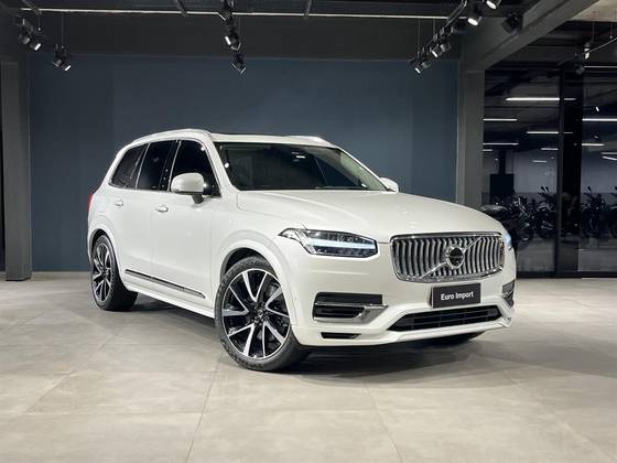 VOLVO XC90 2023