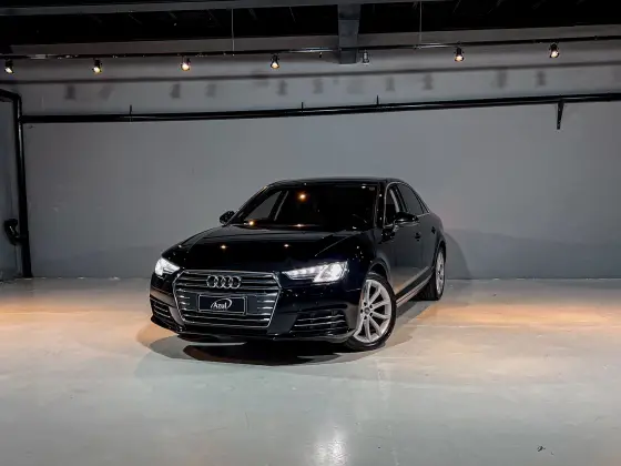 AUDI A4 2017