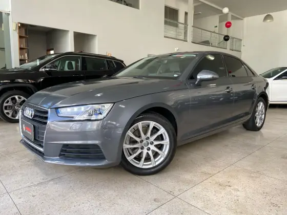 AUDI A4 2018