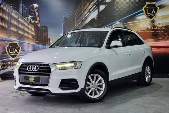 AUDI Q3 2017
