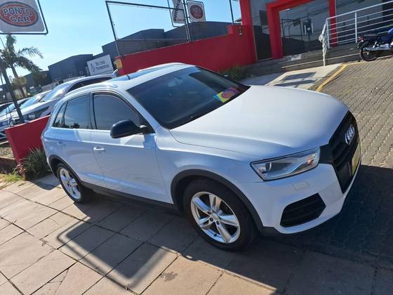 AUDI Q3 2016