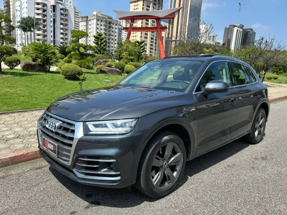 AUDI Q5 2020
