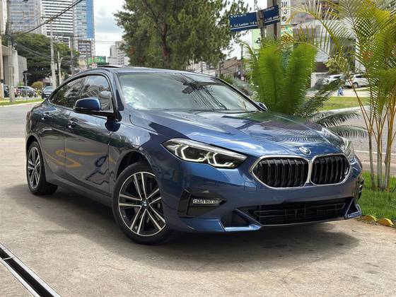 BMW 218i 2023