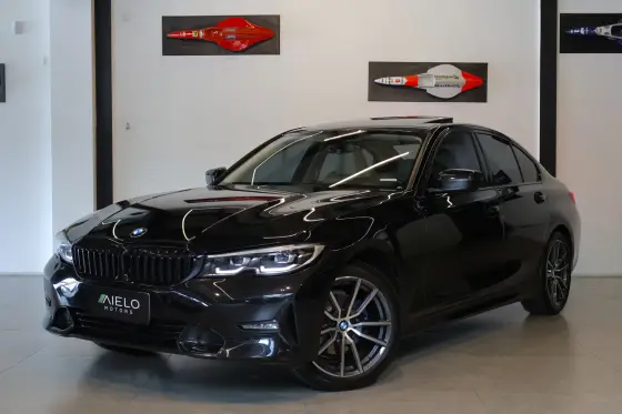 BMW 320i 2021