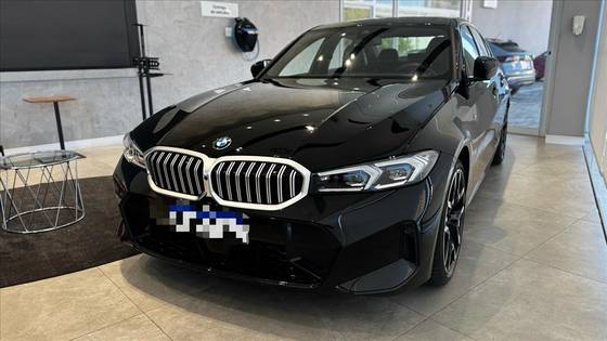 BMW 320i 2025