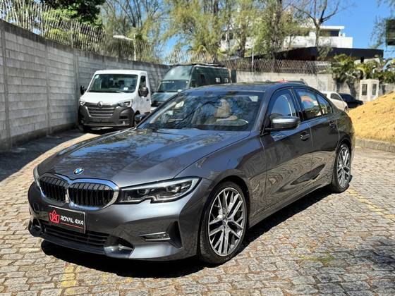 BMW 320i 2022