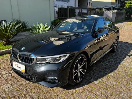 BMW 330e 2021