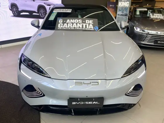 BYD SEAL 2025