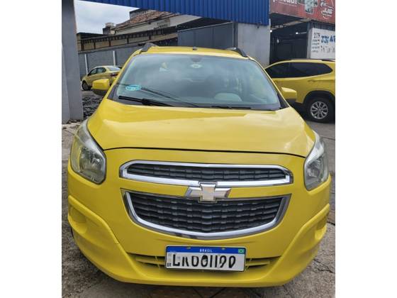 CHEVROLET SPIN 2015