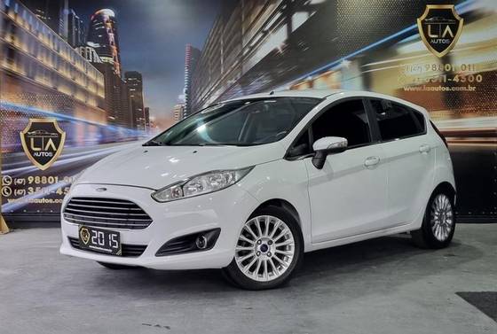 FORD FIESTA 2015