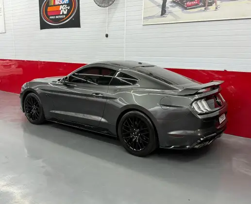 FORD MUSTANG 2018