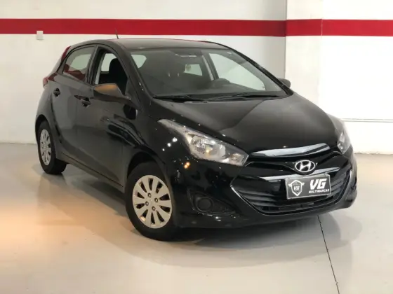 HYUNDAI HB20 2015