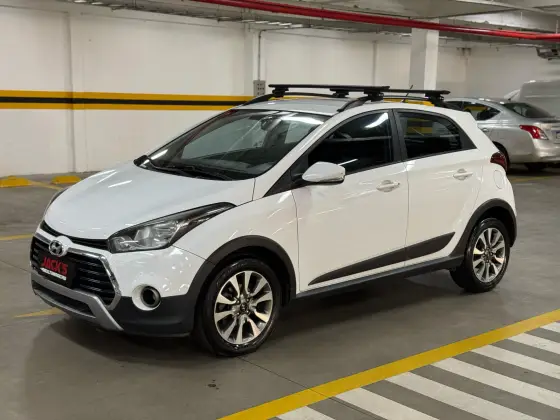 HYUNDAI HB20X 2017
