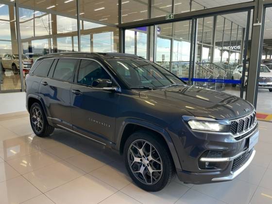 JEEP COMMANDER 2023