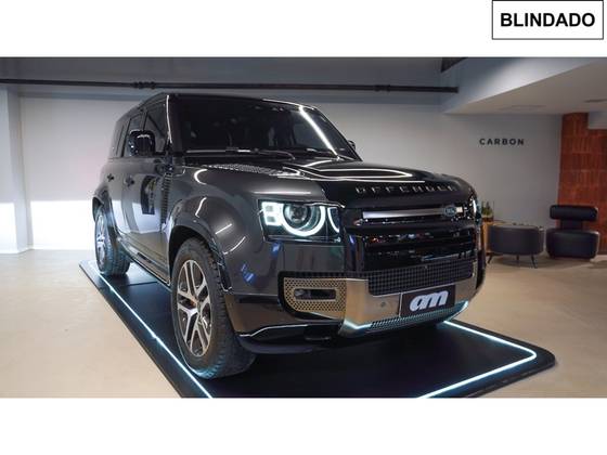 LAND ROVER DEFENDER 2024
