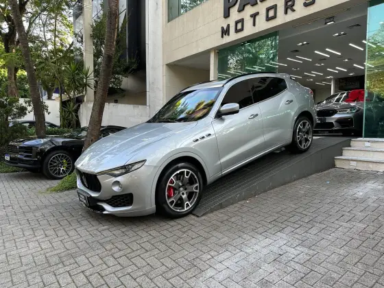 MASERATI LEVANTE 2017