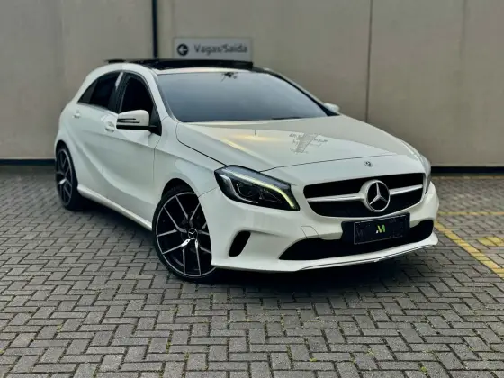 MERCEDES-BENZ A 200 2018