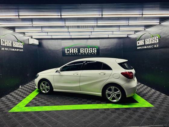 MERCEDES-BENZ A 200 2014